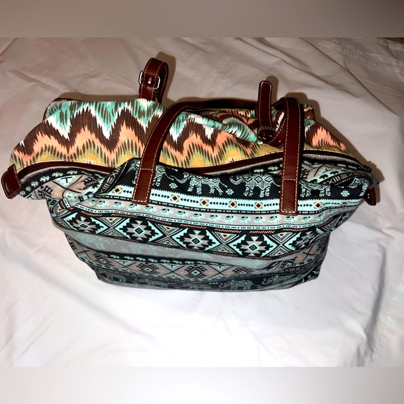 Union Bay BOHO Weekender bag - Picture 4 of 5